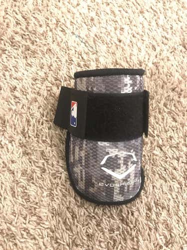 Used Junior EvoShield Elbow Guard Elbow Protection