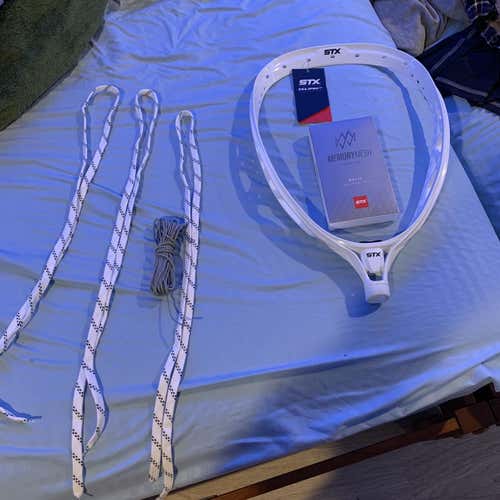 New Goalie Unstrung Eclipse 2 Goalie Head