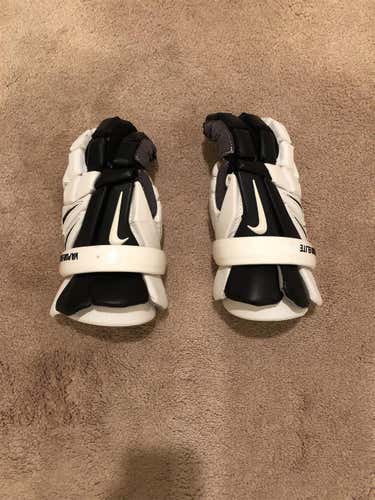 White Used Nike Vapor Elite 13" Lacrosse Gloves