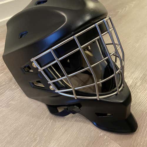 Black Used Reebok Senior Goalie Mask