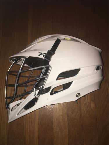 White Used Cascade R Helmet