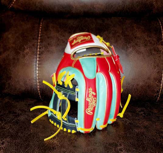 Used Rawlings Right Handed Heart of the Hide Baseball Glove 11.5"
