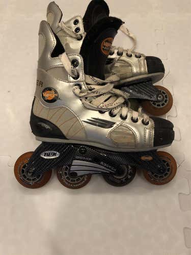 Bauer Vapor Size 4 Roller Blades