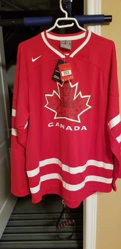 Red 2010 Team Canada New Adult Large Nike Jersey