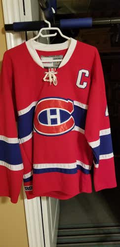 Red Adult Men's Medium (48) CCM Jersey