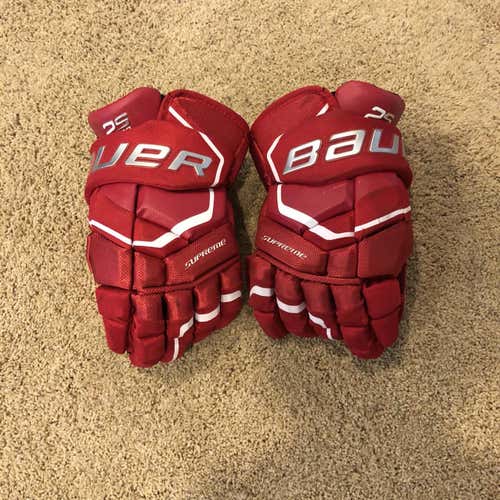 Red Used Bauer Supreme 2S Pro 13" Pro Stock Gloves