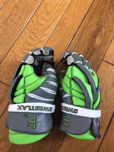 Used Sweetlax Upstate Warrior Evo 12" Lacrosse Gloves