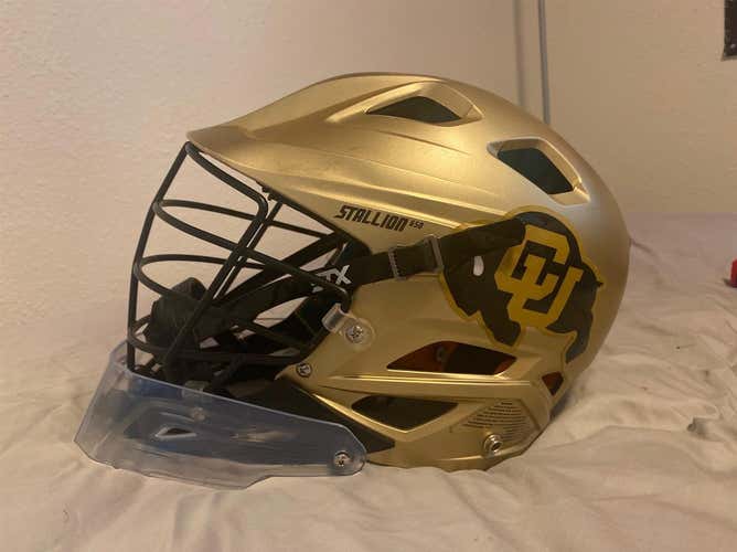 Colorado Buffaloes STX Stallion 650 Helmet L