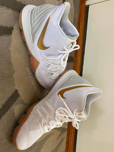 New 6.5 (Women's 7.5) Nike Shoes