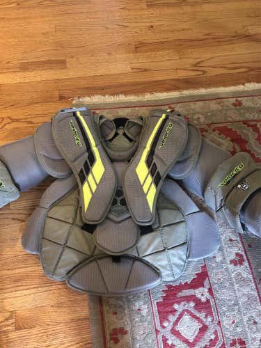 Used Large Vaughn Velocity VE8 Pro Goalie Chest Protector