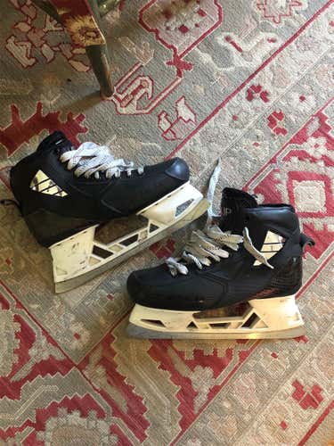 Used True 2 Piece D&R (Regular) Size 10 Hockey Goalie Skates