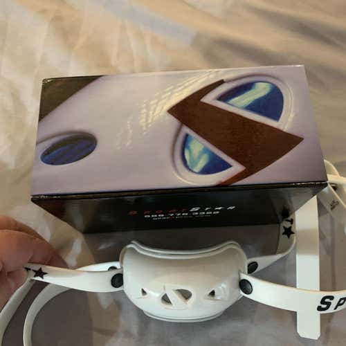 New Sportstar Youth Chinstrap