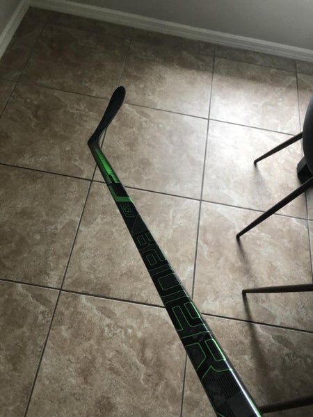 Used Bauer Right Handed Supreme ADV Hockey Stick