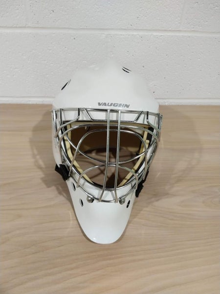 Vaughn VM7700 Goalie Mask Sr. Large