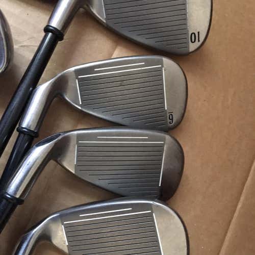 Used Right Handed Big Bertha Stiff Flex Graphite Shaft Iron Set