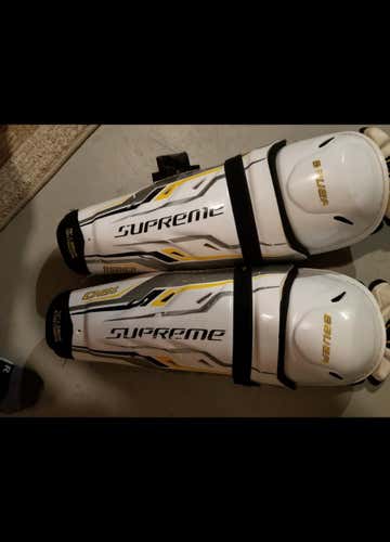 Used Bauer Supreme S190  Shin Pads