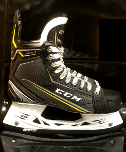 Senior New CCM Tacks 9090 Hockey Skates D&R (Regular) Size 8.5