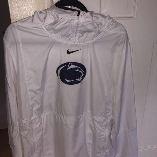 White Men's Large Nike Jacket