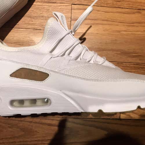 White Men's 12 (Women's 13) Nike Shoes