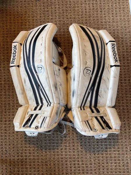 White Used 26" Reebok Goalie Leg Pads
