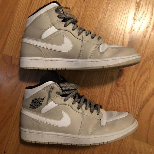 Jordan 1s Mid Size 10