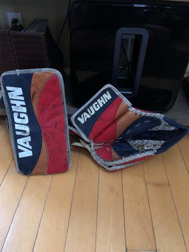 Intermediate Regular Velocity 7070 Blocker & Glove Set