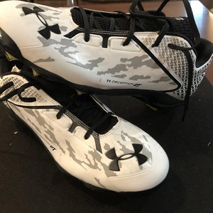 New Adult Men's 13 (Women's 14) Metal Cleats Under Armour Low Cut