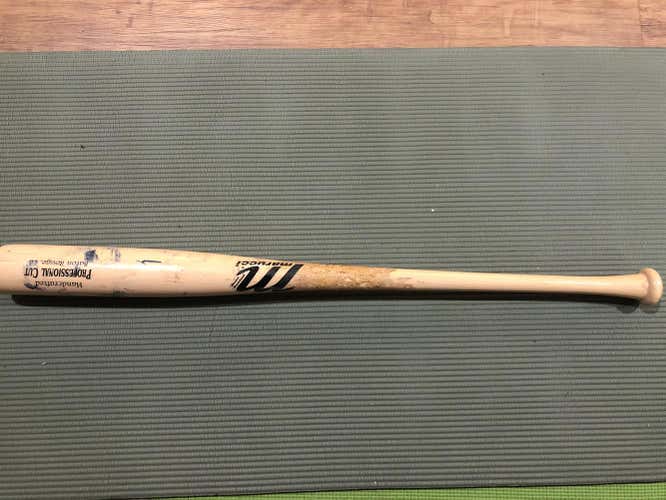 Marucci Wood Pro Cut Bat (-3) 32 oz 35"