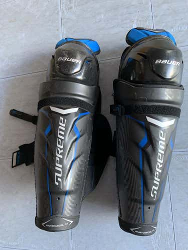 Used Senior Bauer Supreme One.8 Shin Pads