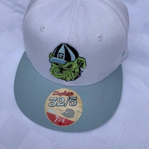 White New Adult Men's 7 3/8 Zephyr University of Georgia Hat