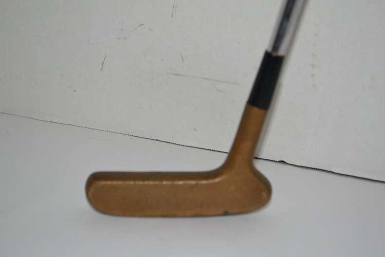 Vintage   Right  / Left handed Wilson Sam Snead 35.5" PAY-OFF putter