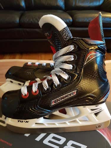 New Bauer Vapor 1X 2.0 Skates Size 13.5