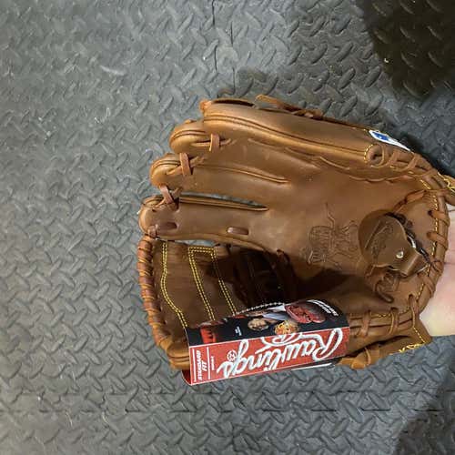 New Right Handed Heart of the Hide 11.75" Baseball Glove