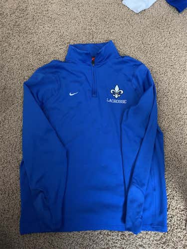 Adult Large Nike Sweatshirt