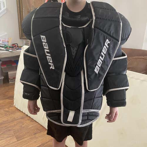 Used XL Bauer Supreme 2S Pro Pro Stock Goalie Chest Protector