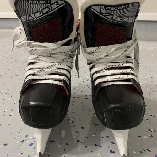 Used Bauer Vapor X2.7 D&R (Regular) Size 7.5 Hockey Goalie Skates