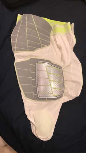 New Large Nike nike pro combat