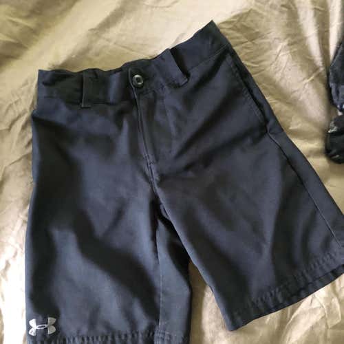Black Youth XS Under Armour Shorts