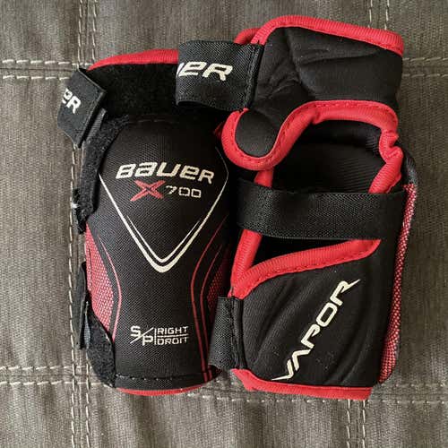 Used Small Bauer Vapor X700 Elbow Pads