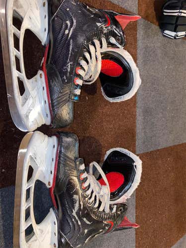 Used Bauer Vapor X800 D&R (Regular)  Size 6.5 Hockey Skates