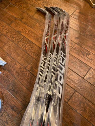 2 Pack New Right Handed Vapor ADV P92 Pro Stock Hockey Stick