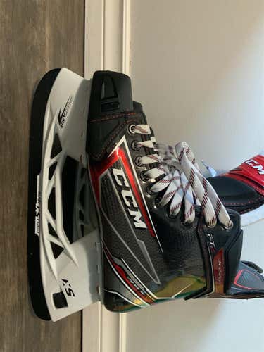 New CCM JetSpeed FT2 D&R (Regular)  Size 8 Hockey Skates
