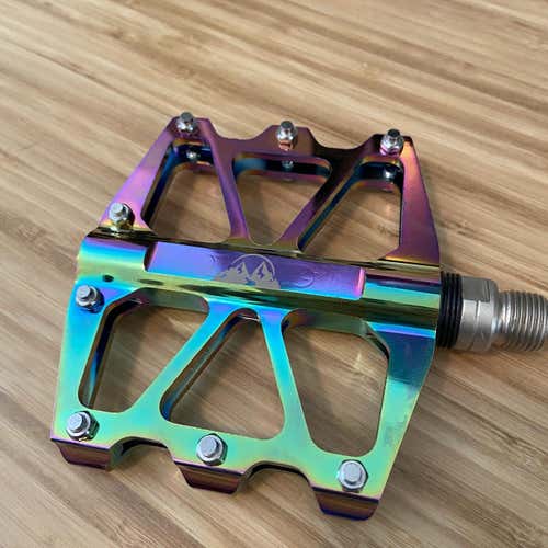 CyclePunk Oil slick mTB Pedals