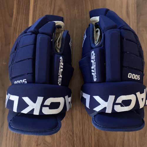 Used tackla 5000 15” Gloves