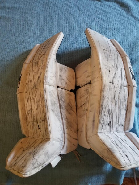White Used Senior 34" Brian's NetZero Goalie Leg Pads