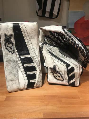 REGULAR GNETIK PRO II (GLOVE AND BLOCKER)