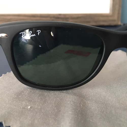 Ray ban New Wayfarer