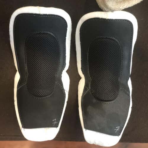 NEW Bauer one95 regular felt pro stock/custom tongues