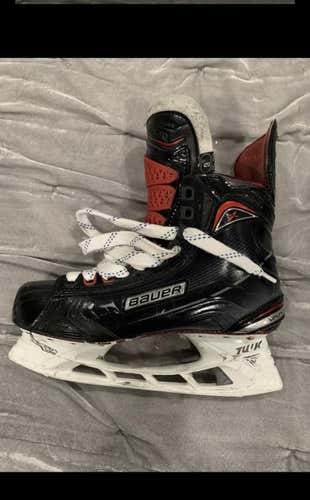 Used Bauer Vapor 1X D&R (Regular)  Size 9 Hockey Skates