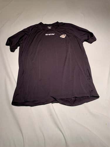 Official NHL Wild Adult Medium CCM Shirts